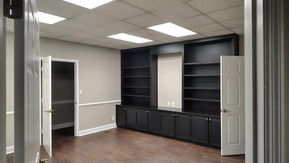 11 Corporate Pointe, Warner Robins, GA for sale - Interior Photo - Image 3 of 8