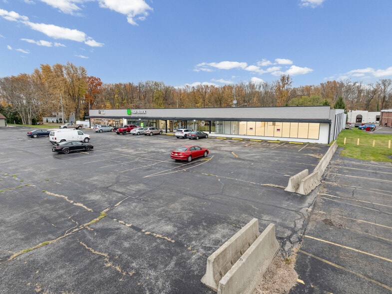 6704-6720 N Ridge Rd, Madison, OH for sale - Building Photo - Image 3 of 19