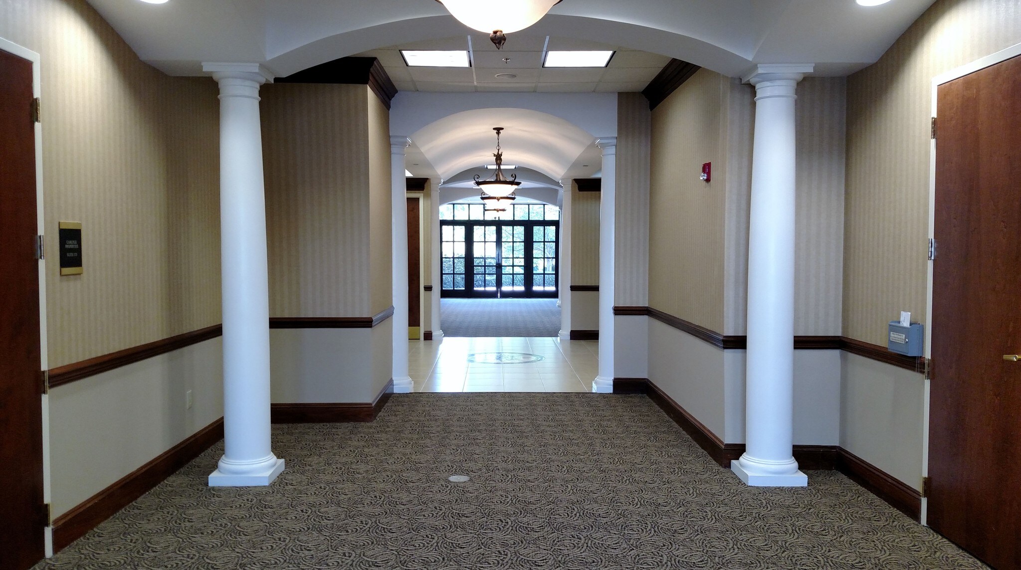 19520 W Catawba Ave, Cornelius, NC for sale Building Photo- Image 1 of 1