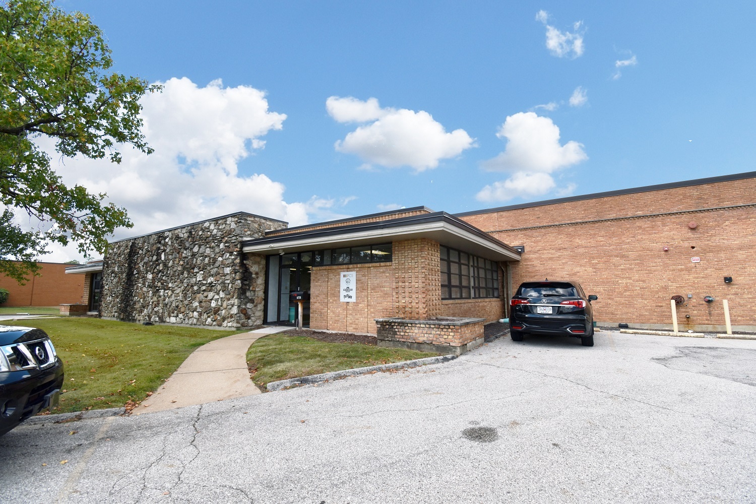 11721-11723 Northline Industrial Blvd, Maryland Heights, MO for sale Building Photo- Image 1 of 4