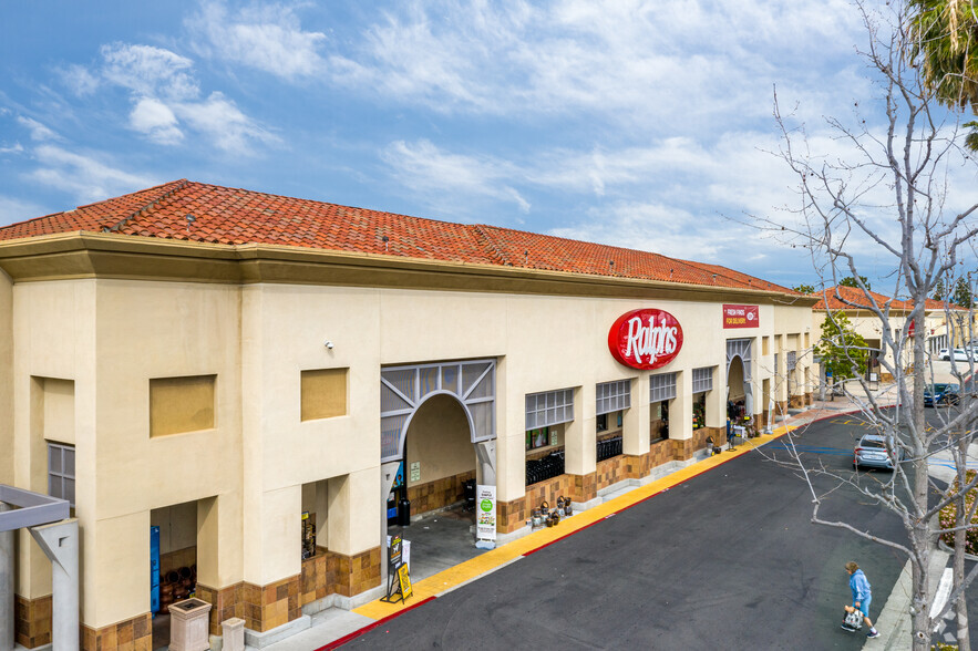 18279-18517 Brookhurst St, Fountain Valley, CA for lease - Building Photo - Image 1 of 25