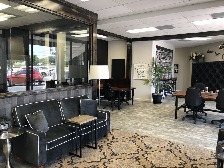 1415 E Blanco Dr, Boerne, TX for sale - Interior Photo - Image 1 of 1