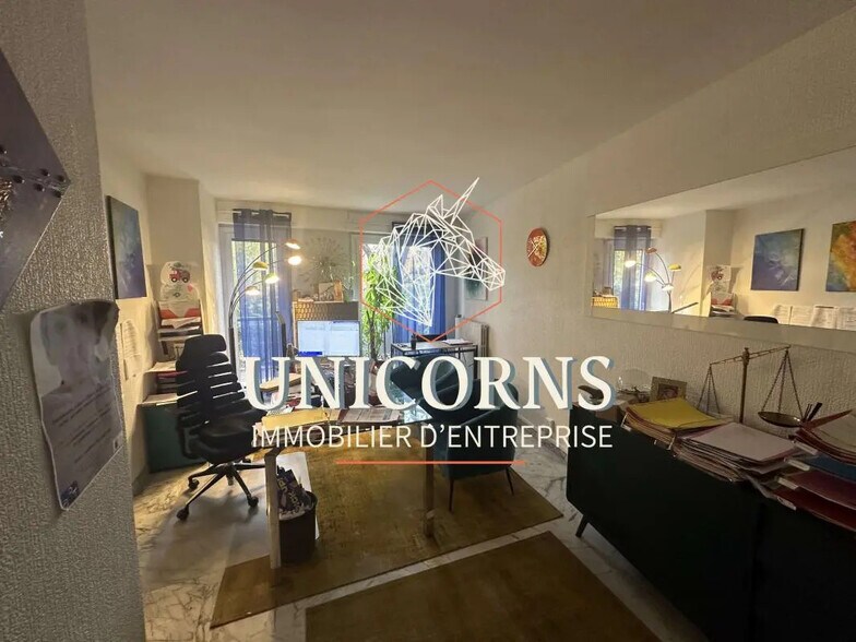 Office in Toulouse for lease - Building Photo - Image 2 of 14