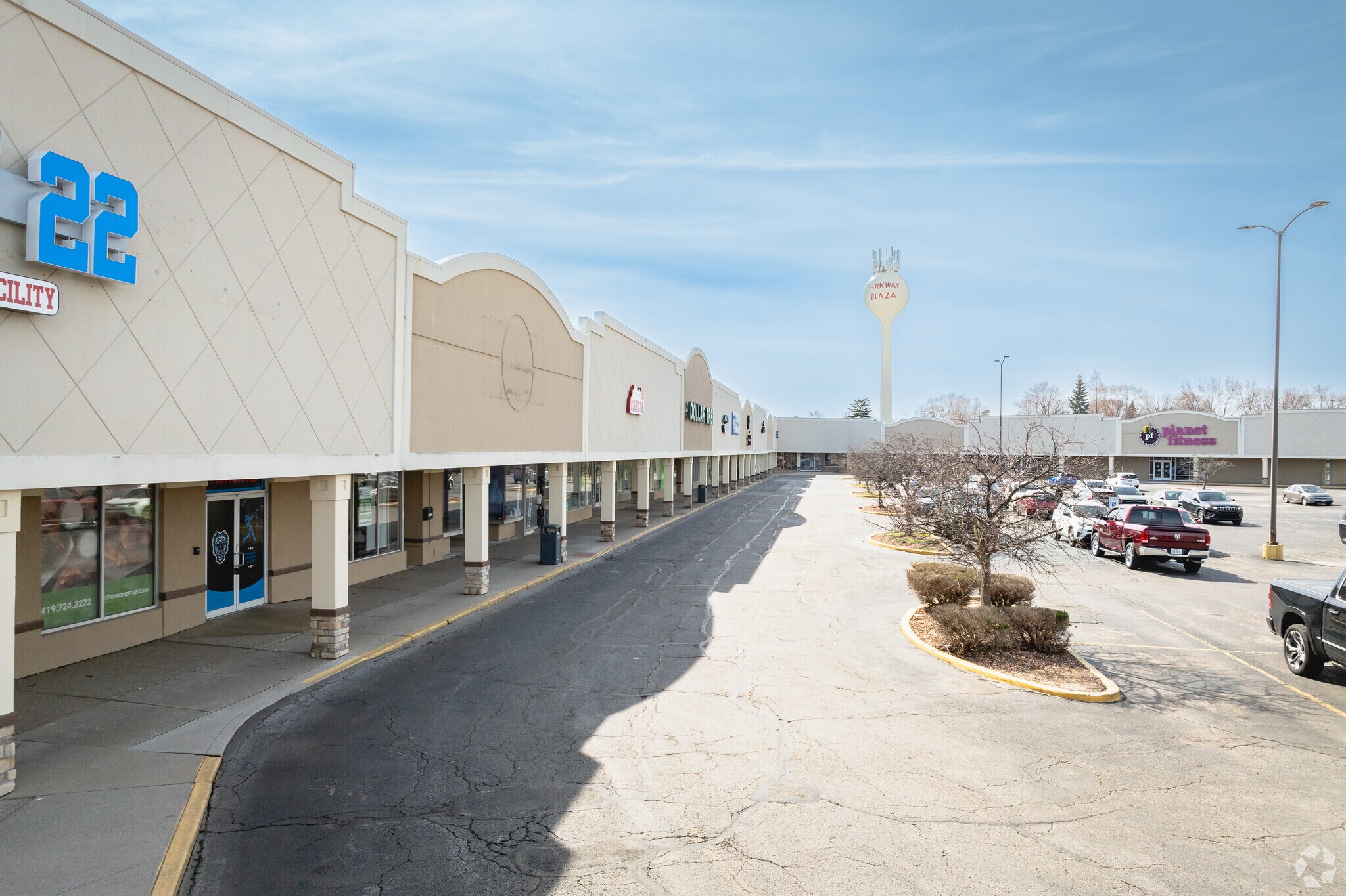 2509 Parkway Plz, Maumee, OH for sale Primary Photo- Image 1 of 1