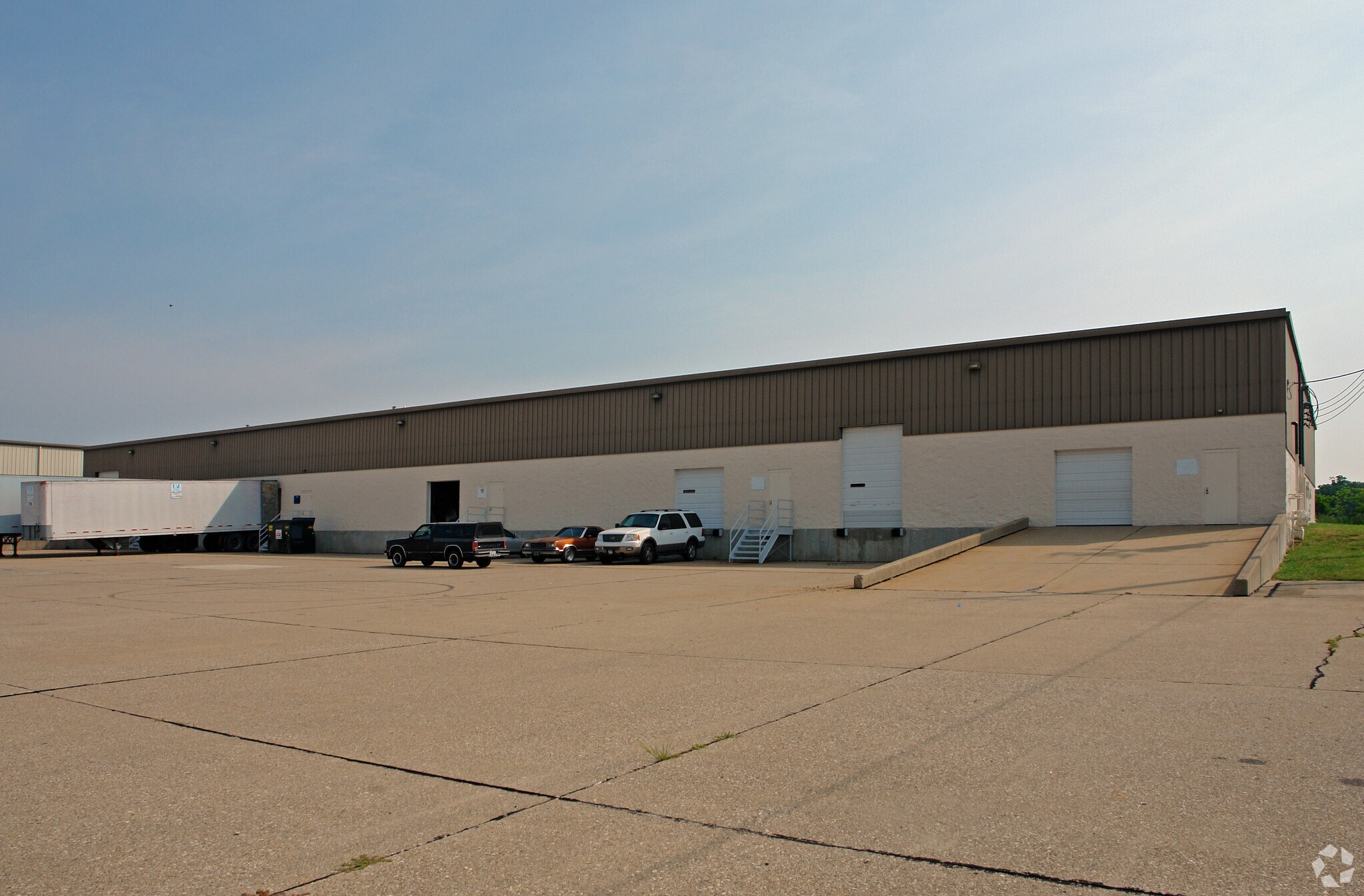 1310-1330 Cox Ave, Erlanger, KY for sale Primary Photo- Image 1 of 1