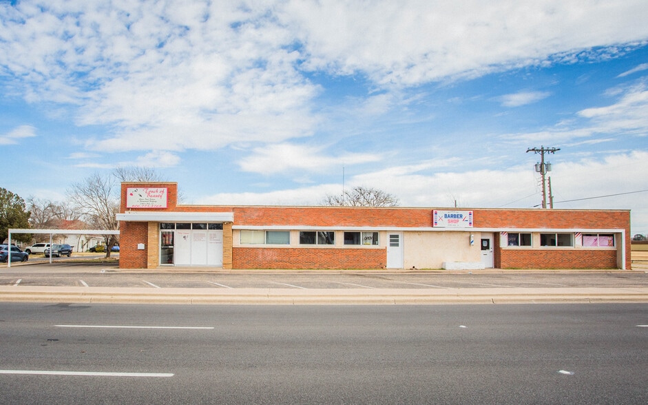 2901 Avenue Q, Lubbock, TX for sale - Building Photo - Image 2 of 17