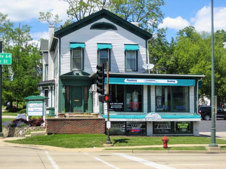 504 E Main St, St Charles, IL for sale - Building Photo - Image 1 of 1