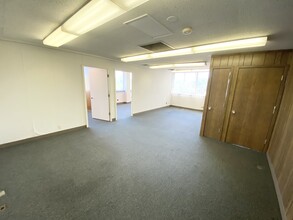 5901 N Cicero Ave, Chicago, IL for lease Interior Photo- Image 2 of 4