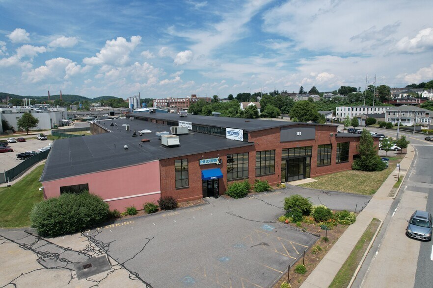 151 W Boylston Dr, Worcester, MA for lease - Building Photo - Image 1 of 6