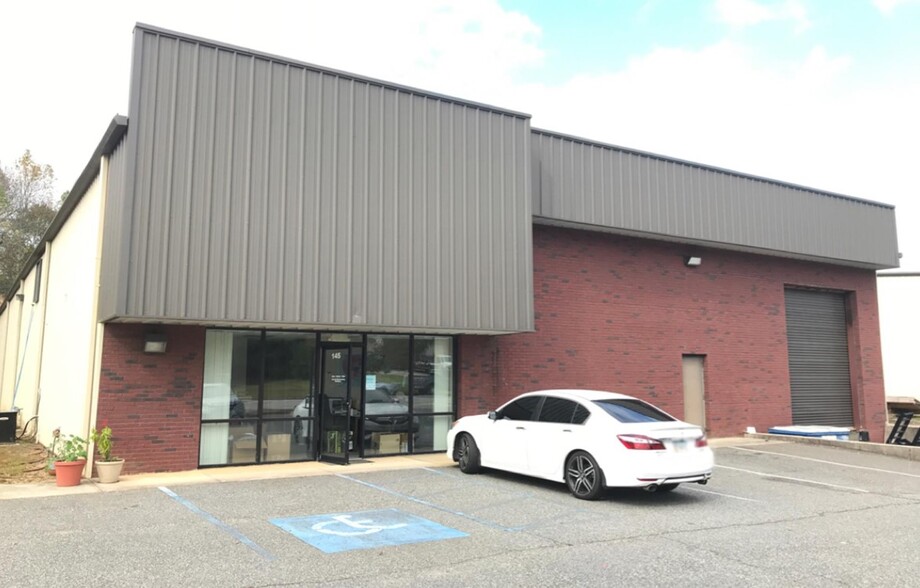 145 Auburn Park Dr, Auburn, GA for lease - Building Photo - Image 2 of 20