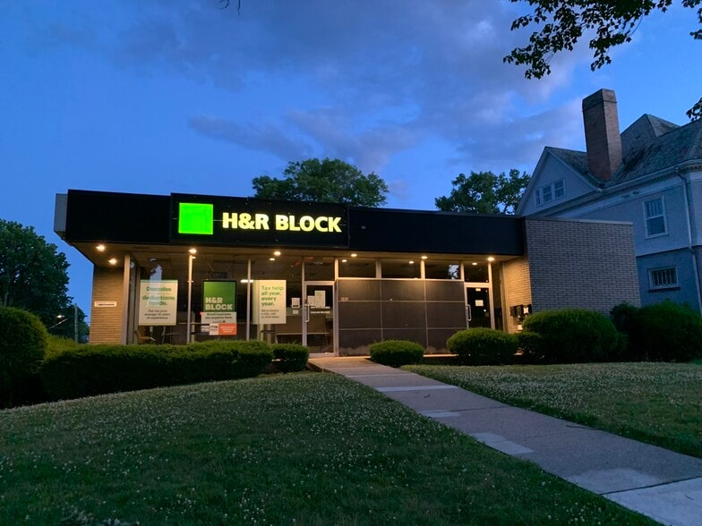 593 Farmington Ave, Hartford, CT for lease - Building Photo - Image 1 of 9