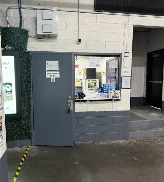 10 West End Ave, New York, NY for sale - Building Photo - Image 3 of 9