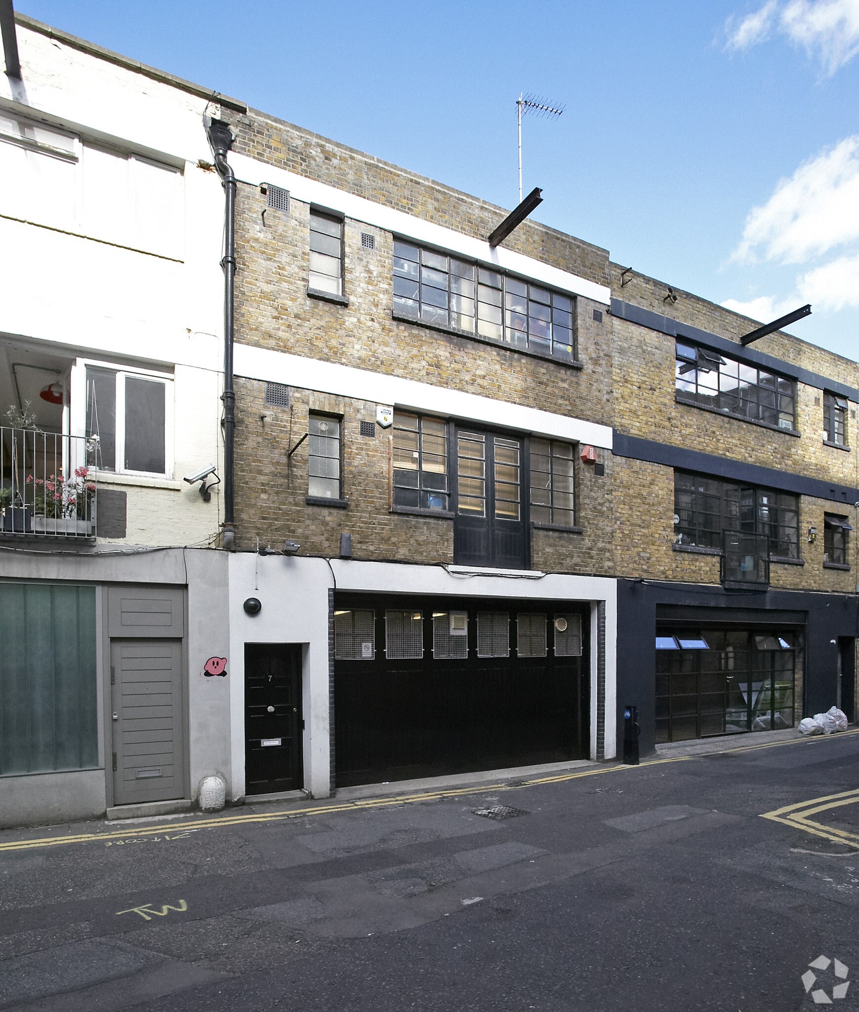 7 Hatton Pl, London for sale Primary Photo- Image 1 of 1