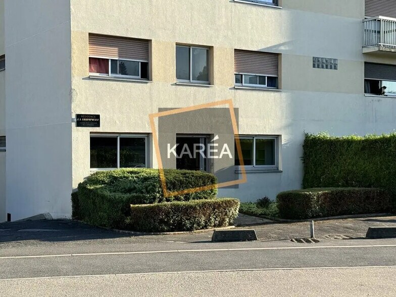 Office in Meaux for sale - Building Photo - Image 2 of 5