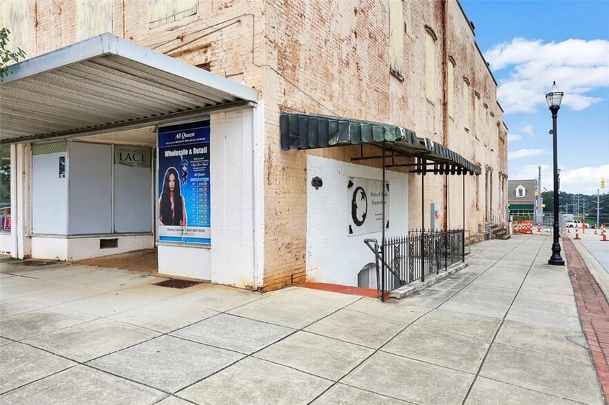 235 Main St, Seneca, SC for sale - Building Photo - Image 3 of 5