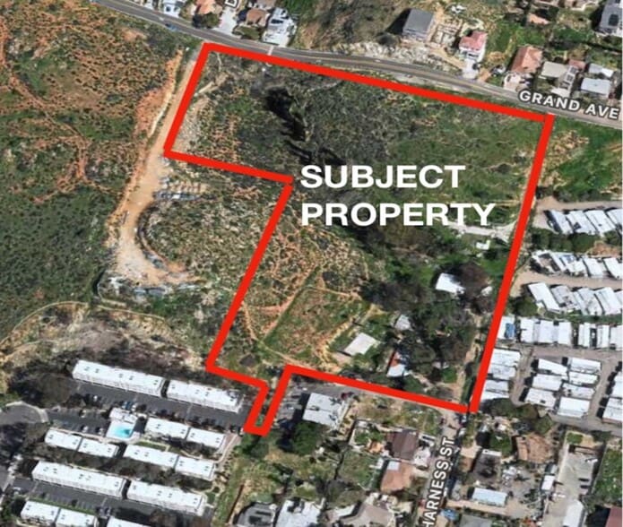 9240 Harness St, Spring Valley, CA for sale - Primary Photo - Image 2 of 9