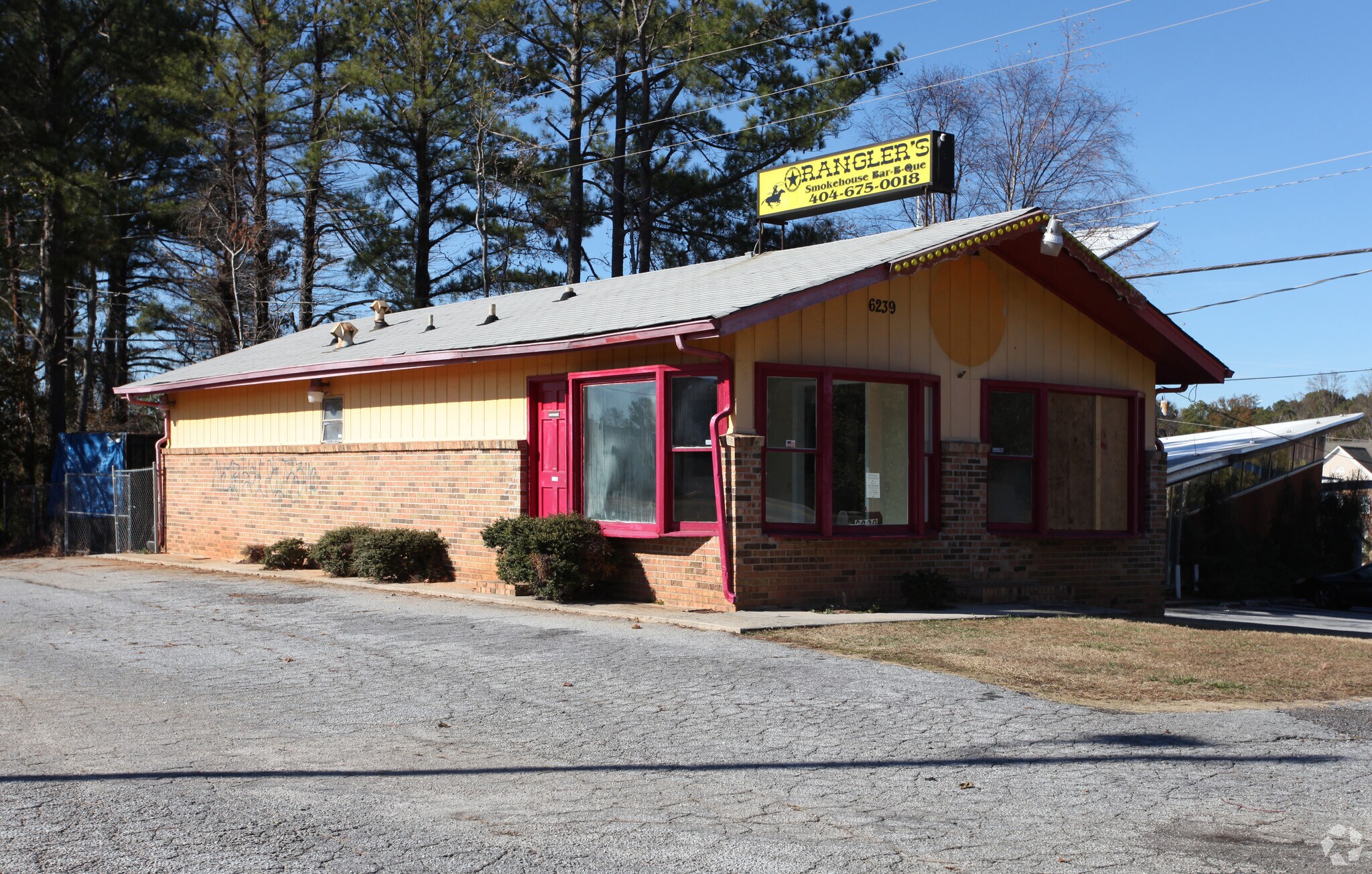 6239 Maddox Rd, Morrow, GA for sale Primary Photo- Image 1 of 1