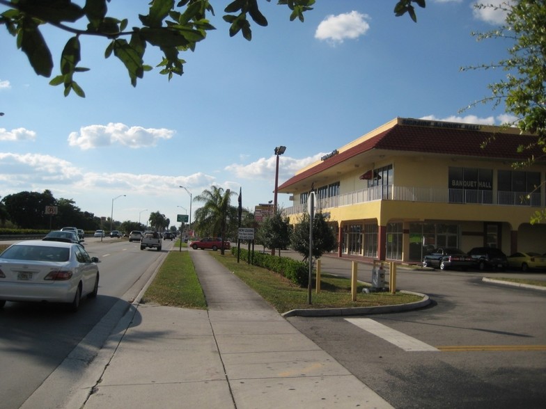 12803-12897 SW 42nd St, Miami, FL for lease - Building Photo - Image 3 of 3