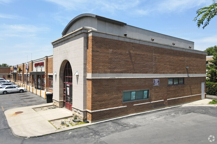 4000-4046 W Roosevelt Rd, Chicago, IL for sale - Building Photo - Image 3 of 5