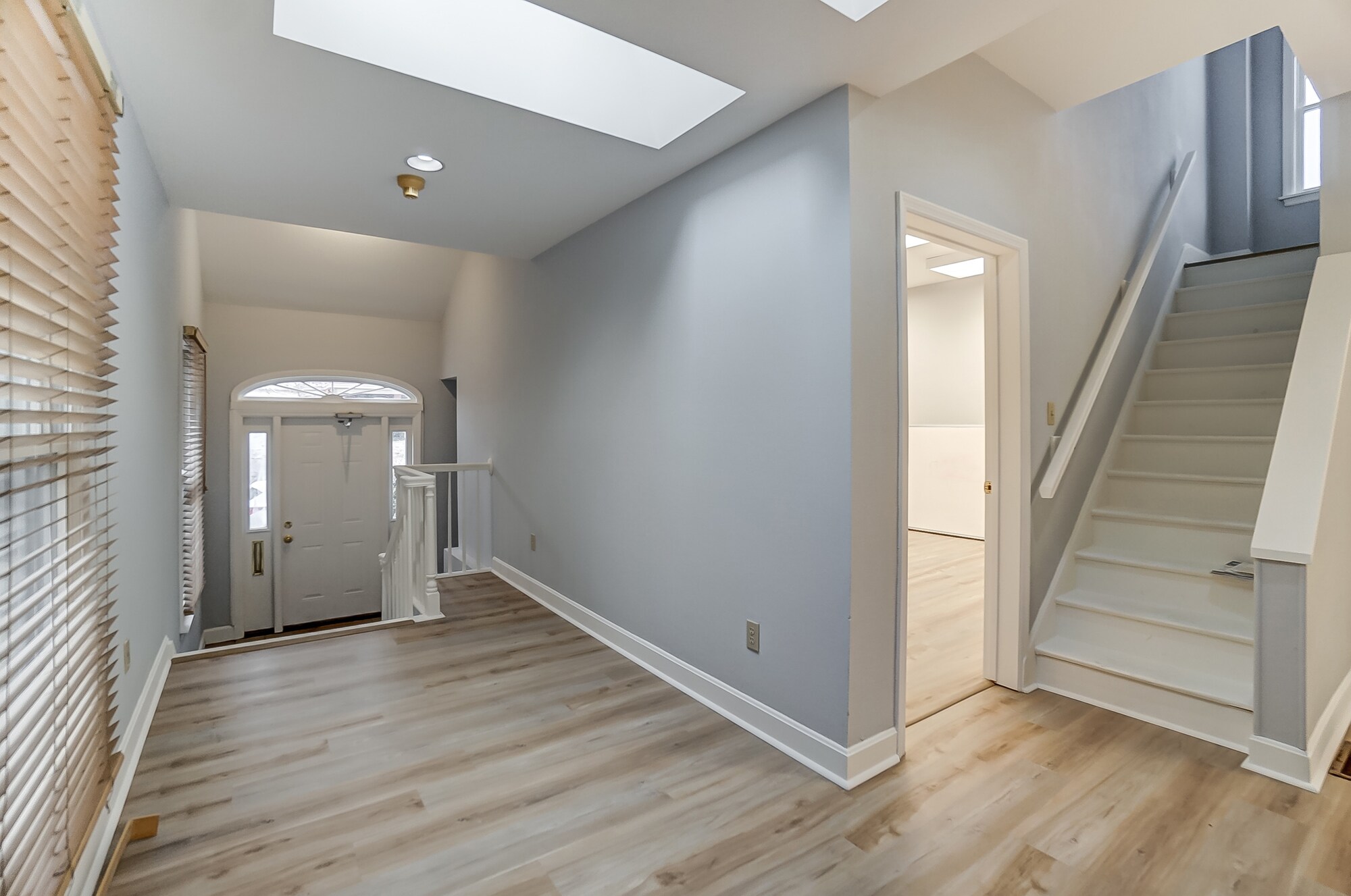 3530 Edwards Rd, Cincinnati, OH for lease Building Photo- Image 1 of 23