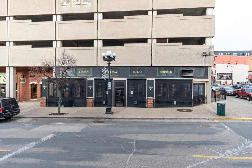 227-231 Main St, La Crosse, WI for sale - Building Photo - Image 3 of 27