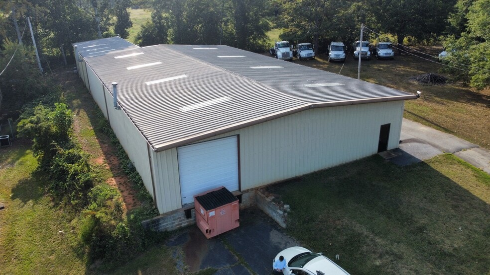 2260 Powdersville Rd, Easley, SC for sale - Building Photo - Image 1 of 1