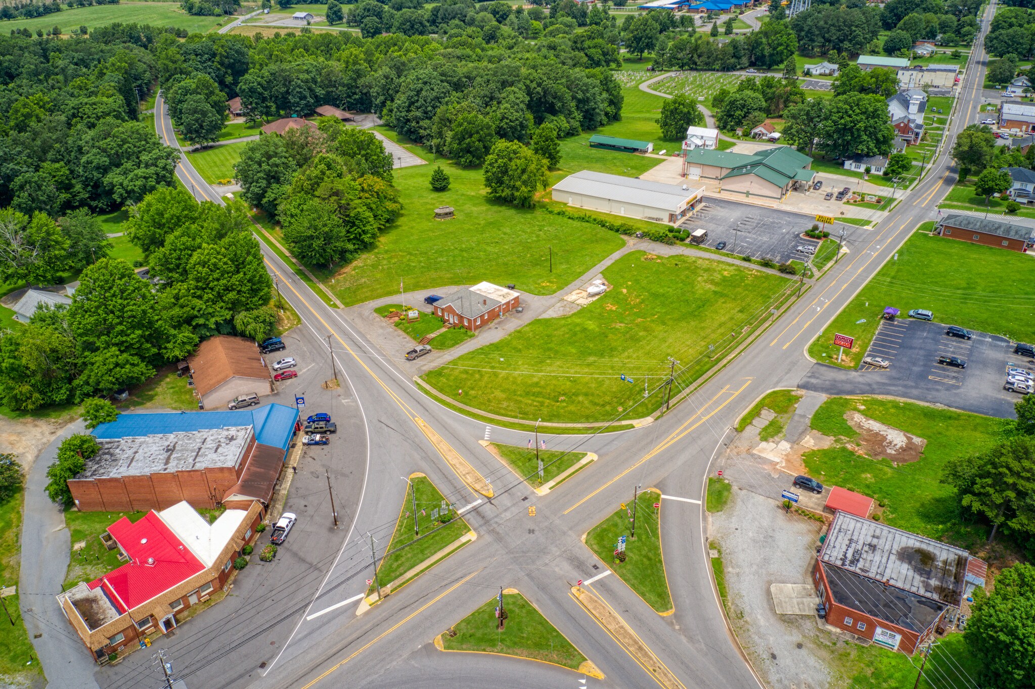 3335 Harmony Hwy, Harmony, NC for sale Primary Photo- Image 1 of 1