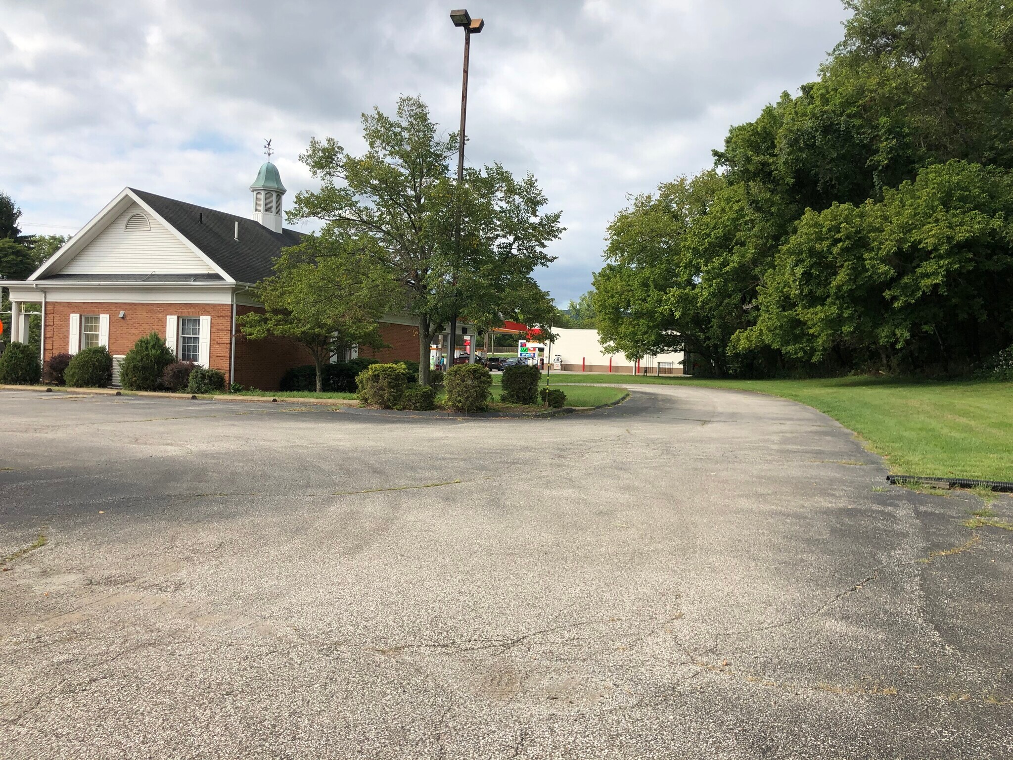 20 Wheeling Ave, Glen Dale, WV 26038 OfficeRetail for Lease