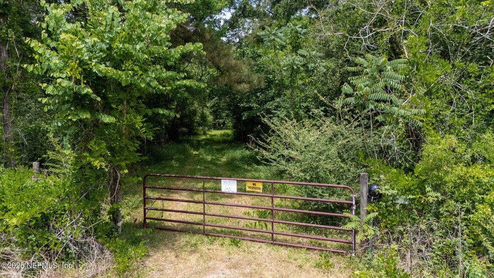 8549 Acree Rd, Jacksonville, FL for sale - Building Photo - Image 2 of 27