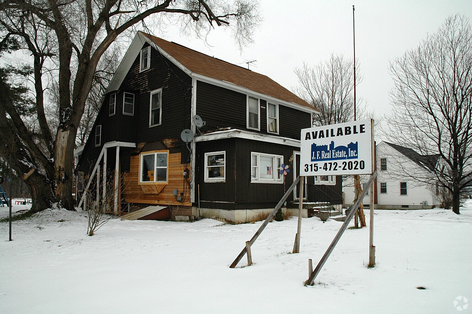 2269 Downer St, Baldwinsville, NY for sale Primary Photo- Image 1 of 1