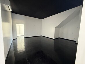 4405-4407 1/2 W Jefferson Blvd, Los Angeles, CA for lease Interior Photo- Image 1 of 5