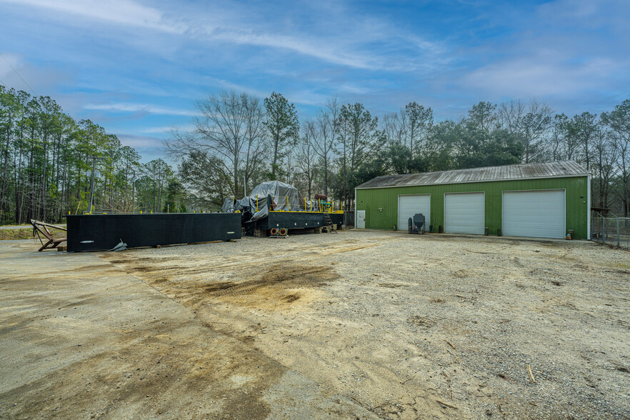 153 Memory Ln, Moncks Corner, SC for sale - Primary Photo - Image 1 of 1