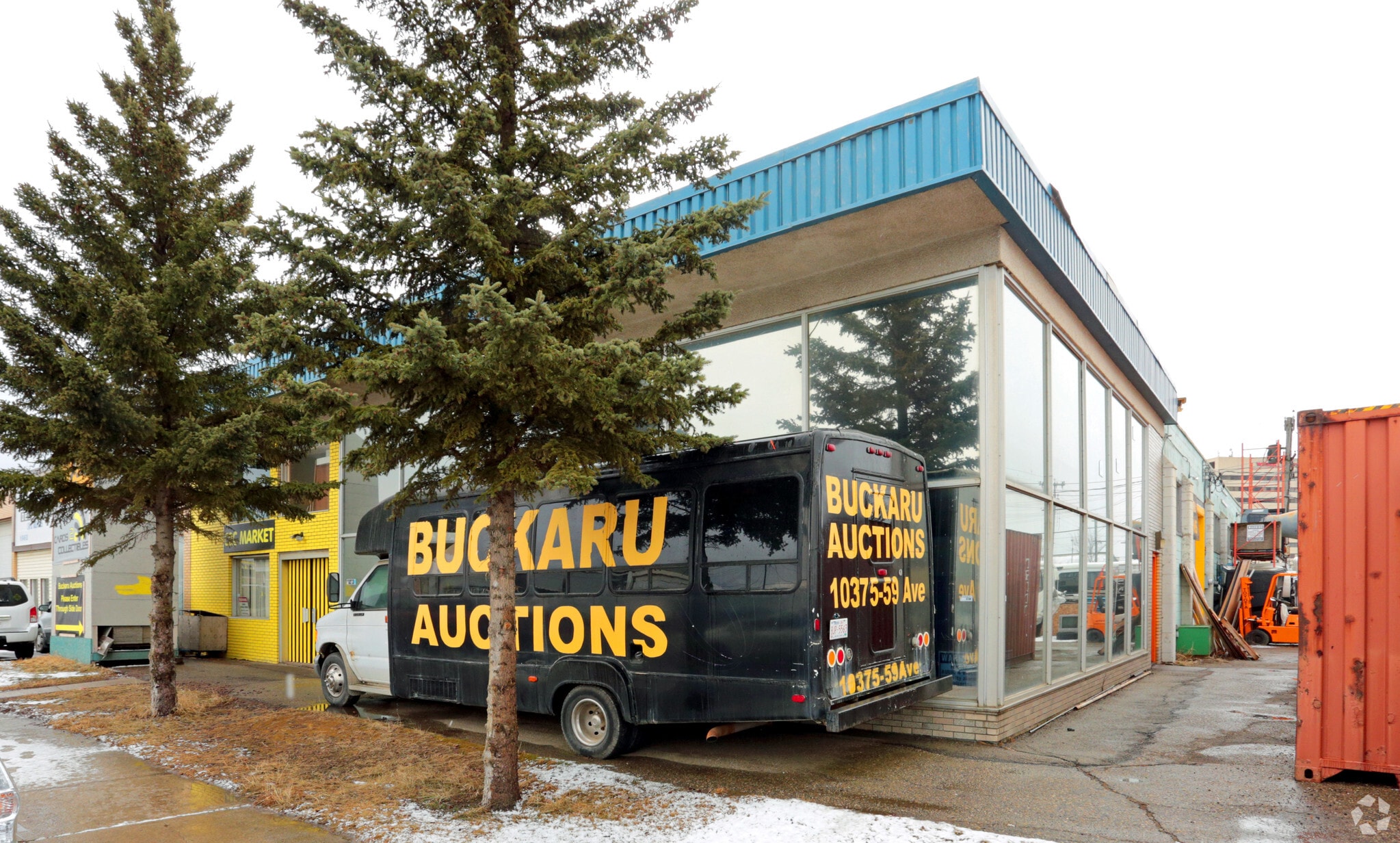 10375 59th Ave NW, Edmonton, AB for sale Primary Photo- Image 1 of 1