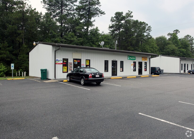 27056 Andrew Jackson Hwy E, Delco, NC for sale - Building Photo - Image 1 of 1