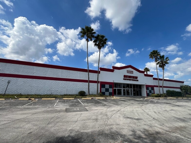 2000 Principal Row, Orlando, FL for lease - Building Photo - Image 2 of 8