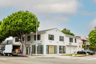 1131 Montana Ave, Santa Monica, CA for lease Building Photo- Image 1 of 3