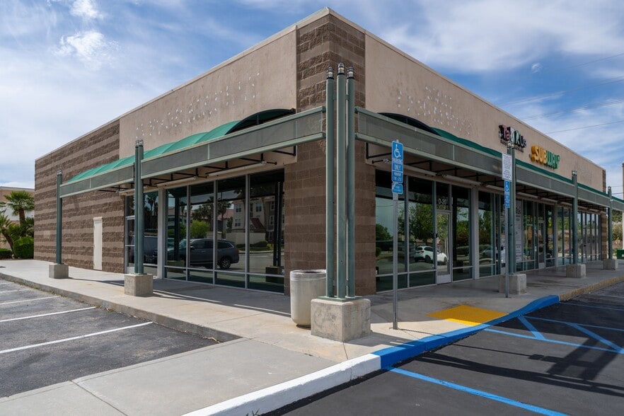 330 W Rancho Vista Blvd, Palmdale, CA for lease - Building Photo - Image 3 of 25