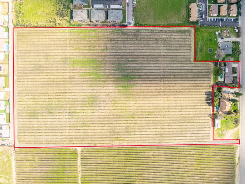 12812 E Stroud Ave, Kingsburg, CA for sale - Aerial - Image 3 of 3