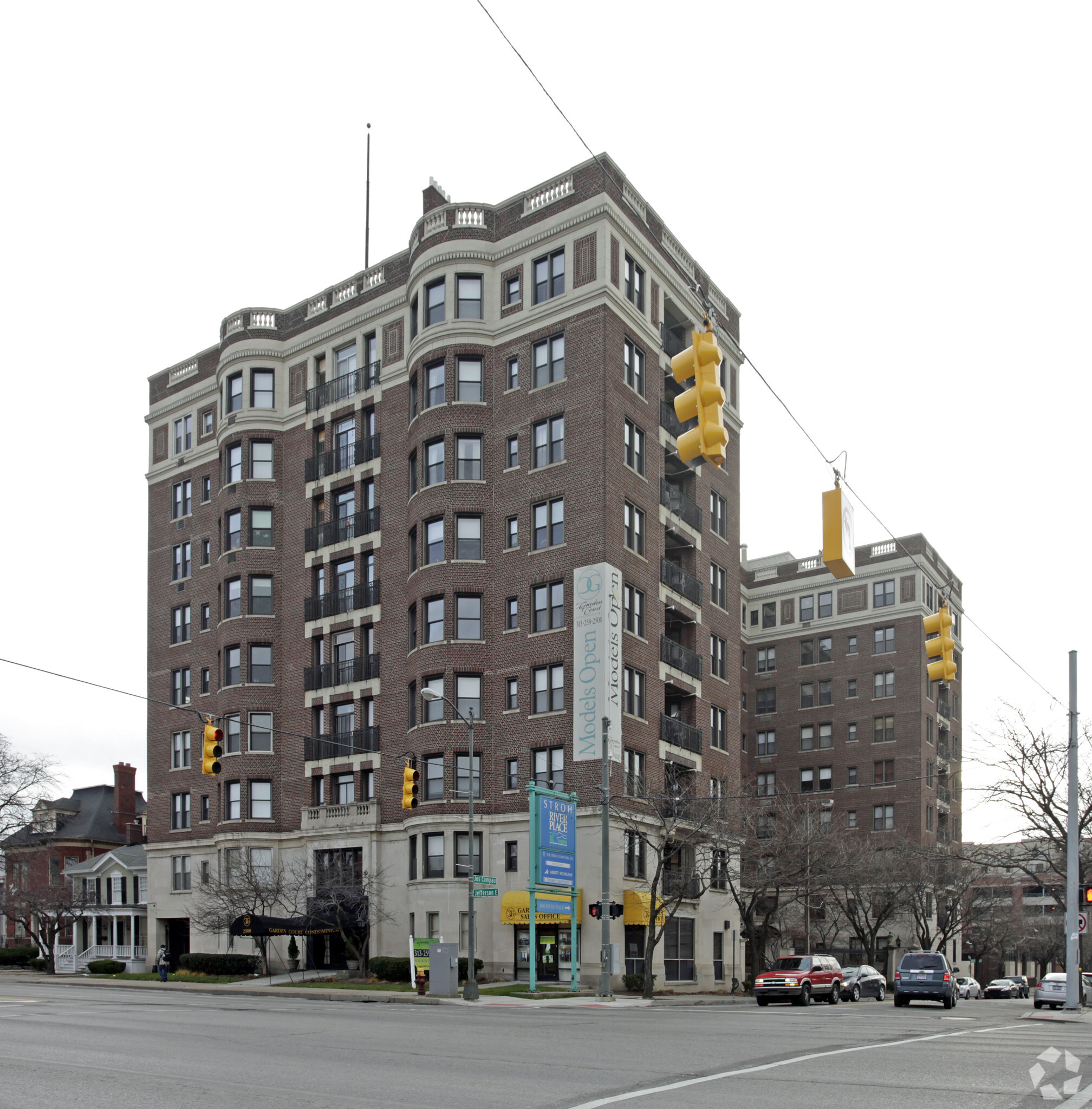 2900 E Jefferson Ave, Detroit, MI for lease Primary Photo- Image 1 of 5