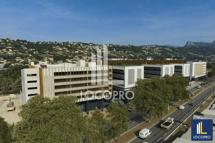 Office in Nice for lease - Building Photo - Image 1 of 4