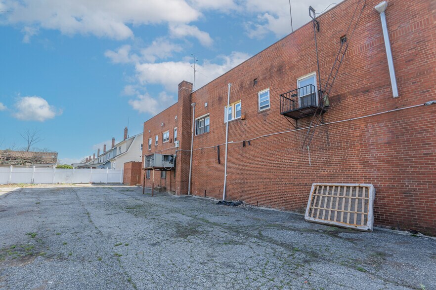 928 18th Ave, Newark, NJ for lease - Building Photo - Image 2 of 5