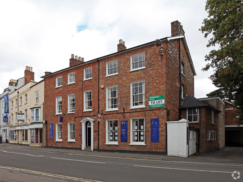 5 London Rd, Bicester for lease - Building Photo - Image 1 of 4