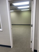 755 S 11th St, Beaumont, TX for lease Interior Photo- Image 1 of 4