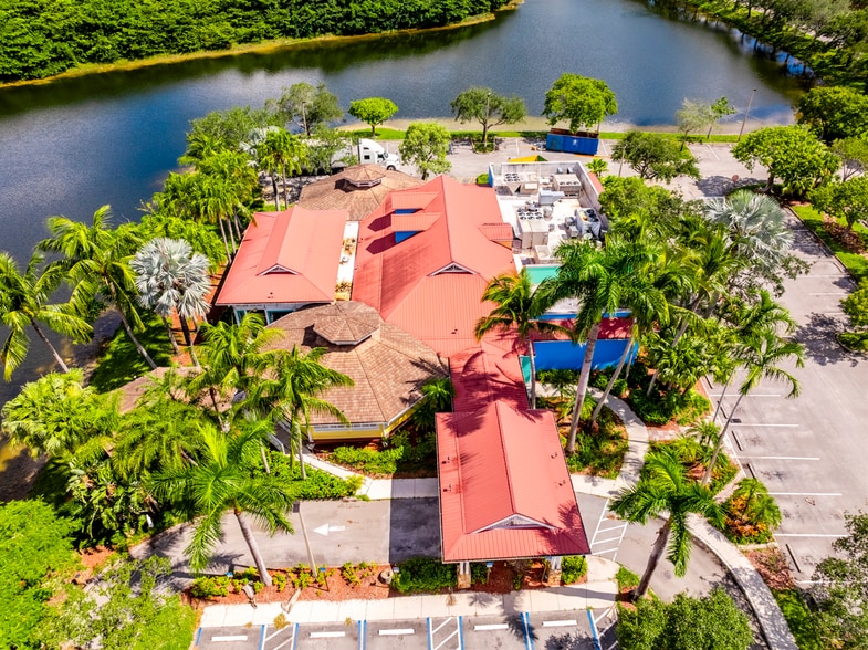 2750 Sawgrass Mills Cir, Fort Lauderdale, FL for lease - Building Photo - Image 3 of 6