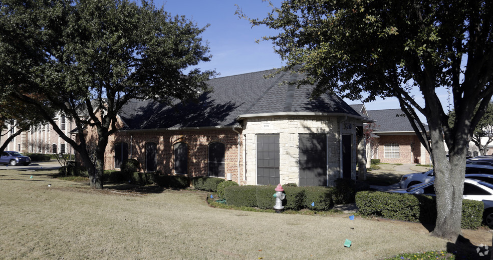 2016 Justin Rd, Highland Village, TX for lease - Building Photo - Image 2 of 6