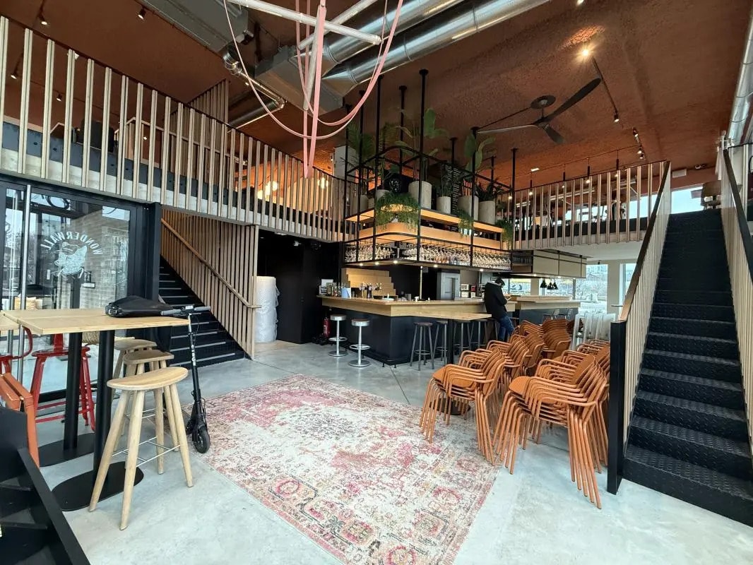 Retail in Ivry-sur-Seine for lease Building Photo- Image 1 of 7