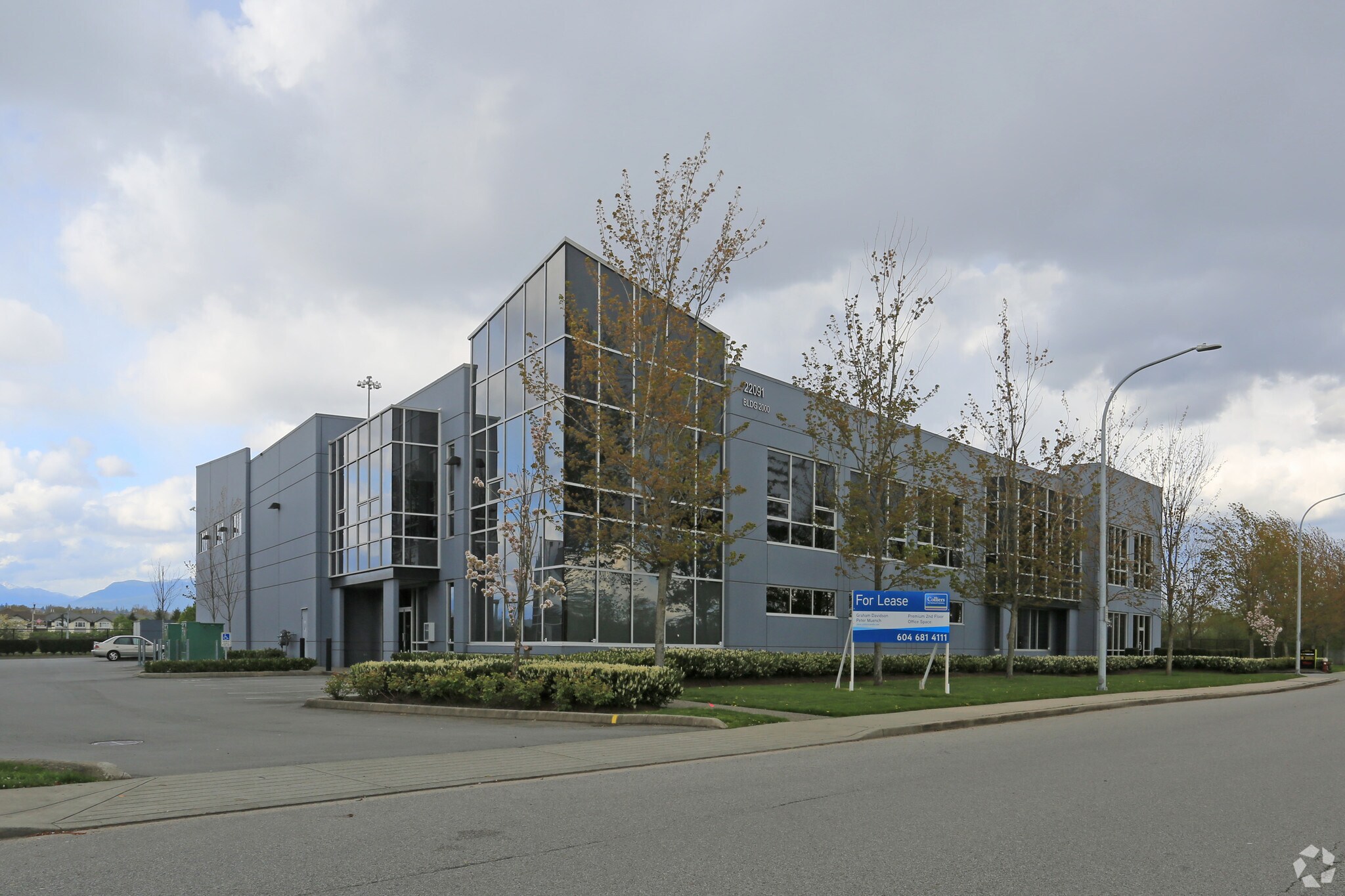 22091 Fraserwood Way, Richmond, BC V6W 0A8