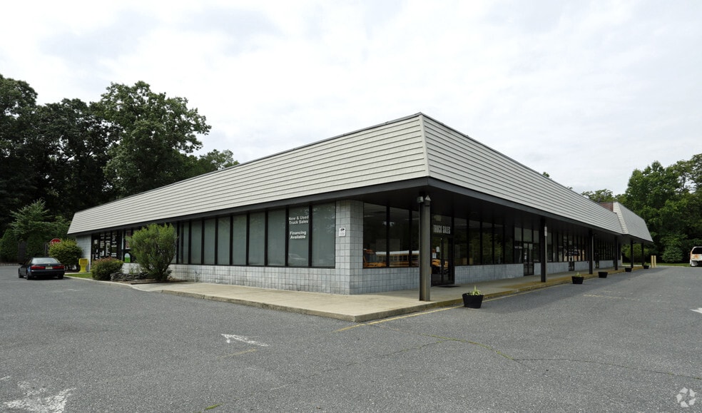 1292 US Highway 9, Howell, NJ for sale - Primary Photo - Image 1 of 1