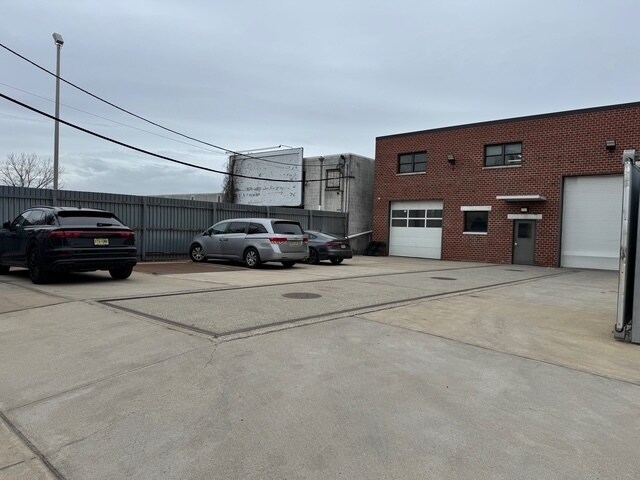 21 Ise St, South Hackensack, NJ for sale Building Photo- Image 1 of 1