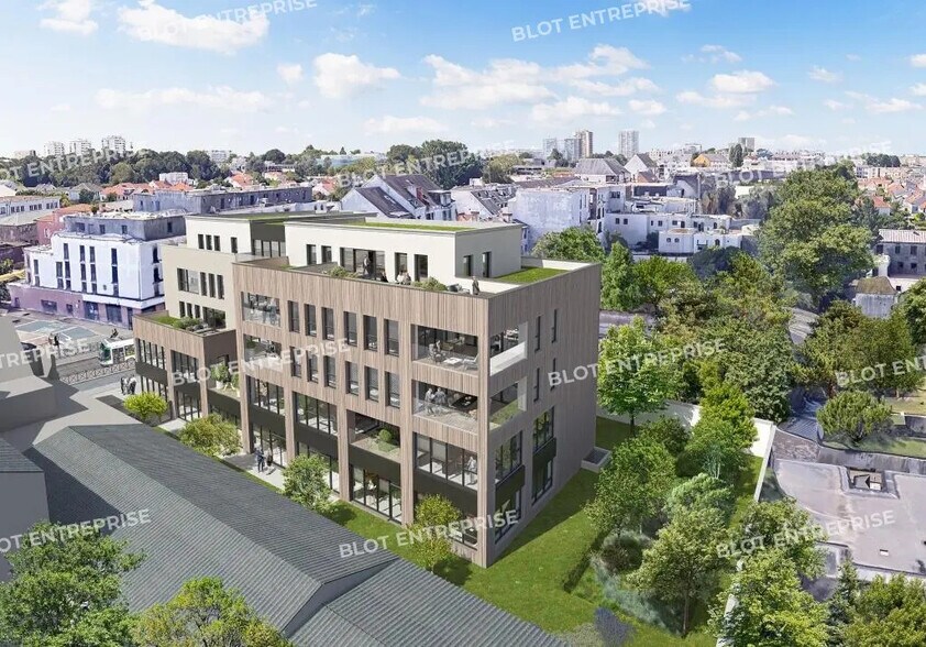 Office in Nantes for lease - Building Photo - Image 1 of 4
